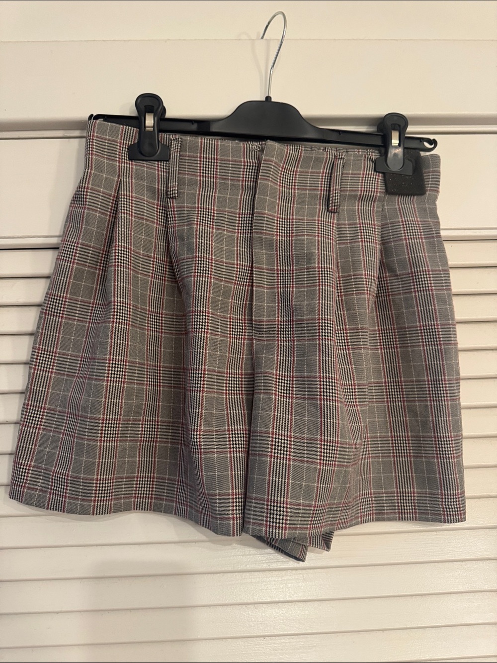 Plaid Pleated women’s Shorts size medium